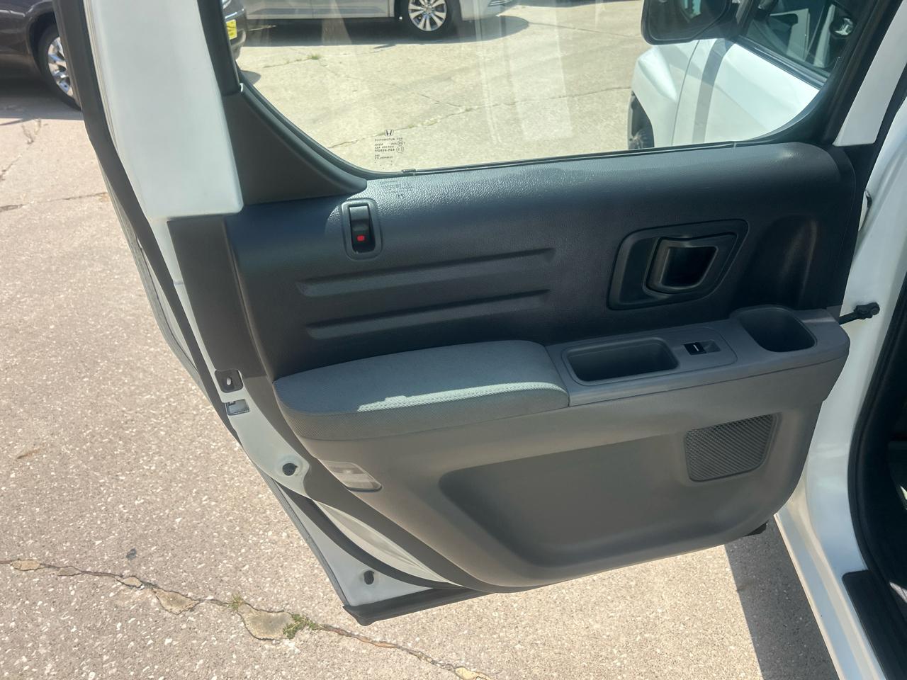 Honda Ridgeline 4WD Crew Cab RT 2011