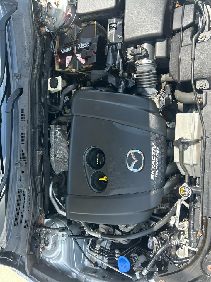 Mazda Mazda3 4-Door Touring Manual 2017