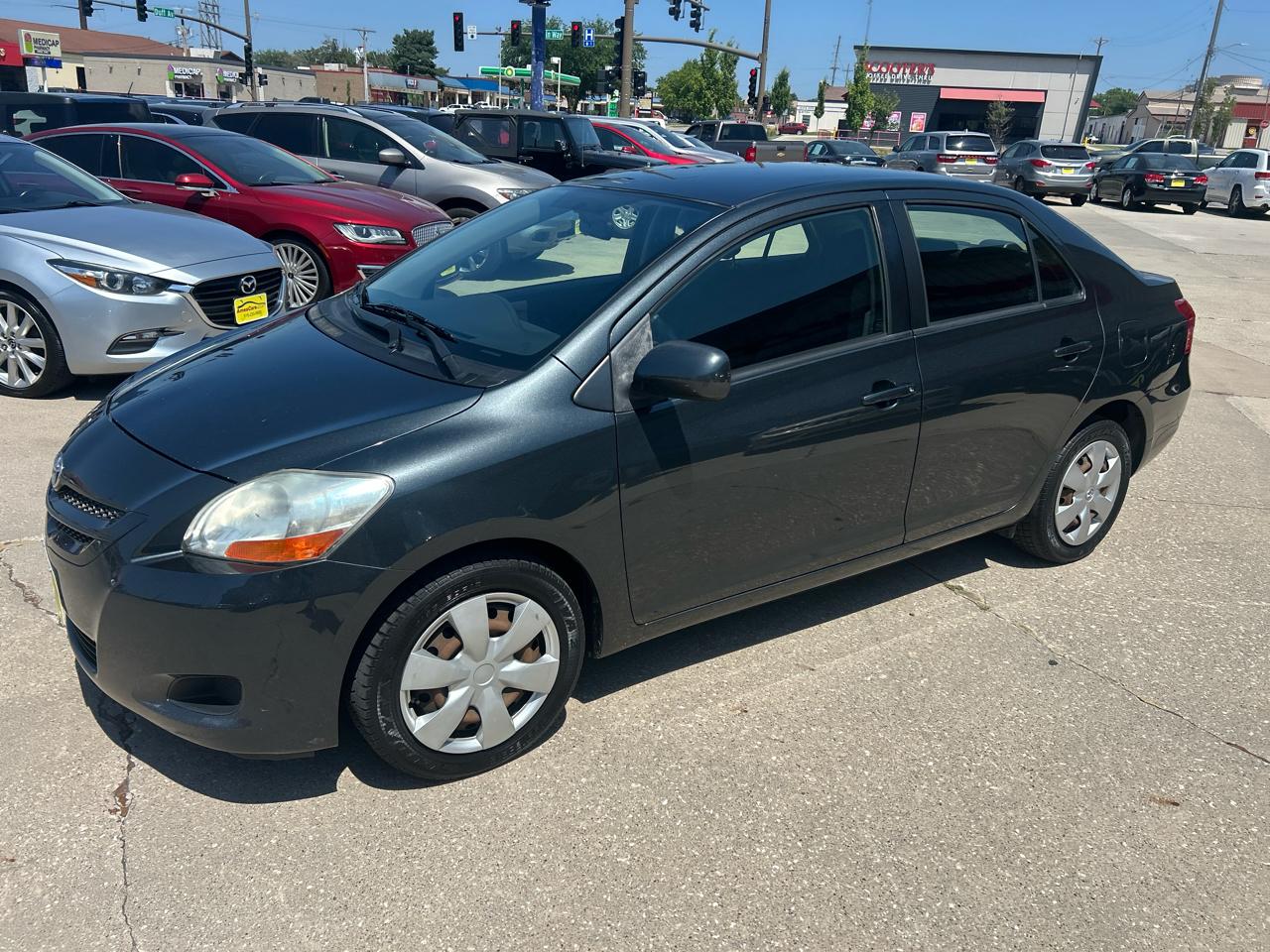 Toyota Yaris 4dr Sdn Man (Natl) 2008