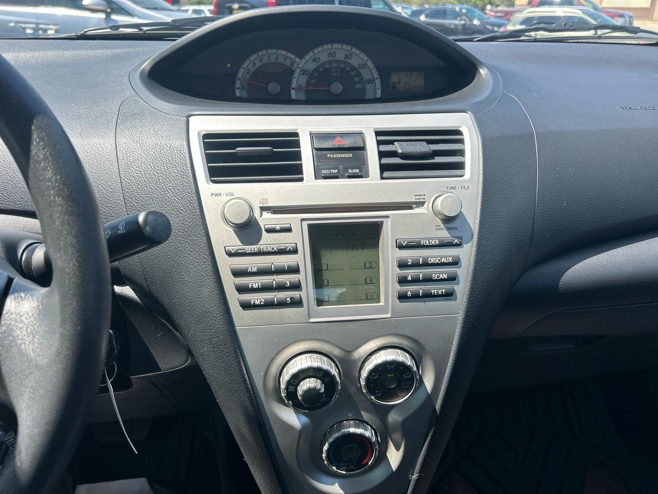Toyota Yaris 4dr Sdn Man (Natl) 2008