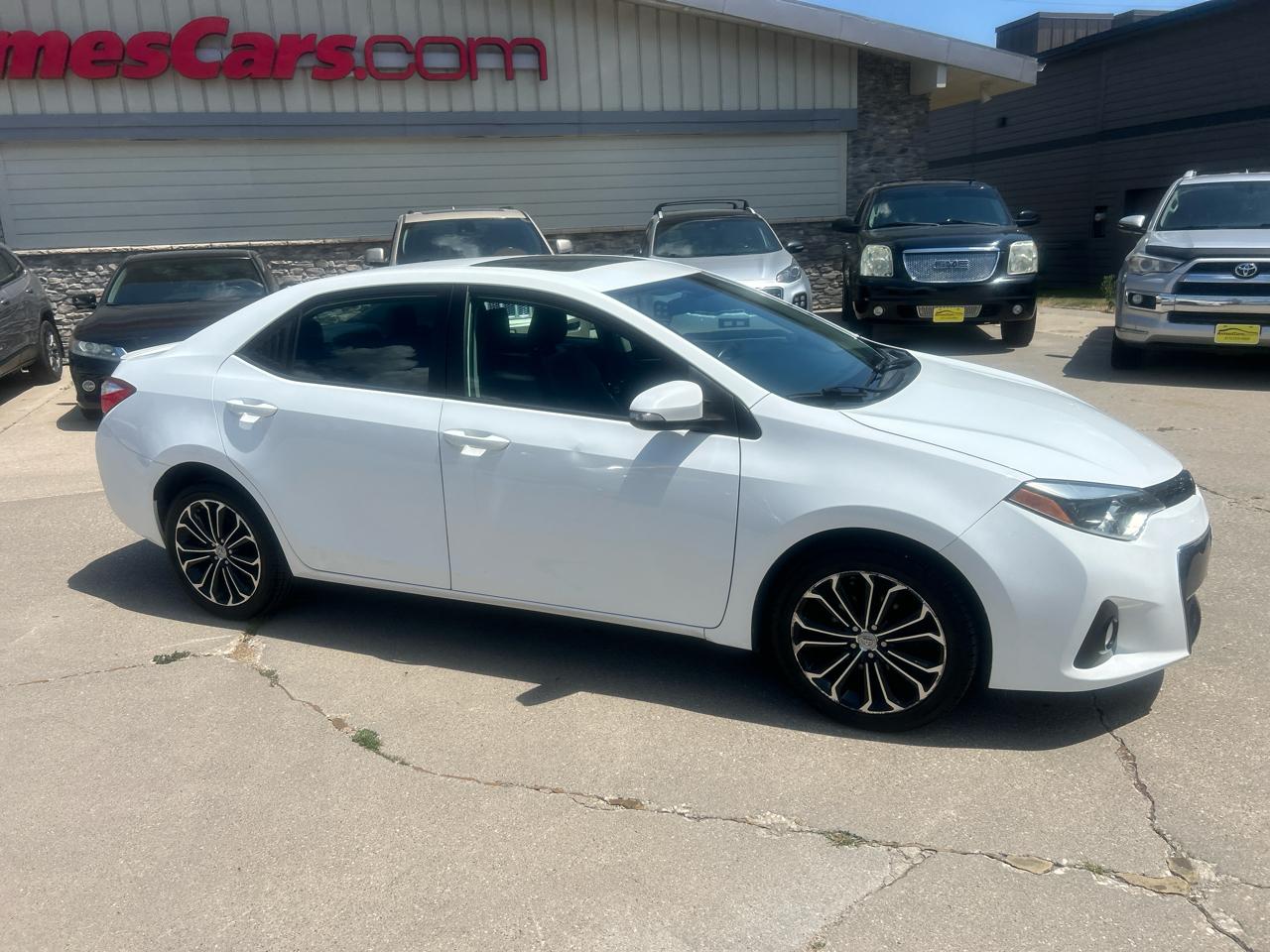 Toyota Corolla 4dr Sdn CVT LE Premium (Natl) 2014