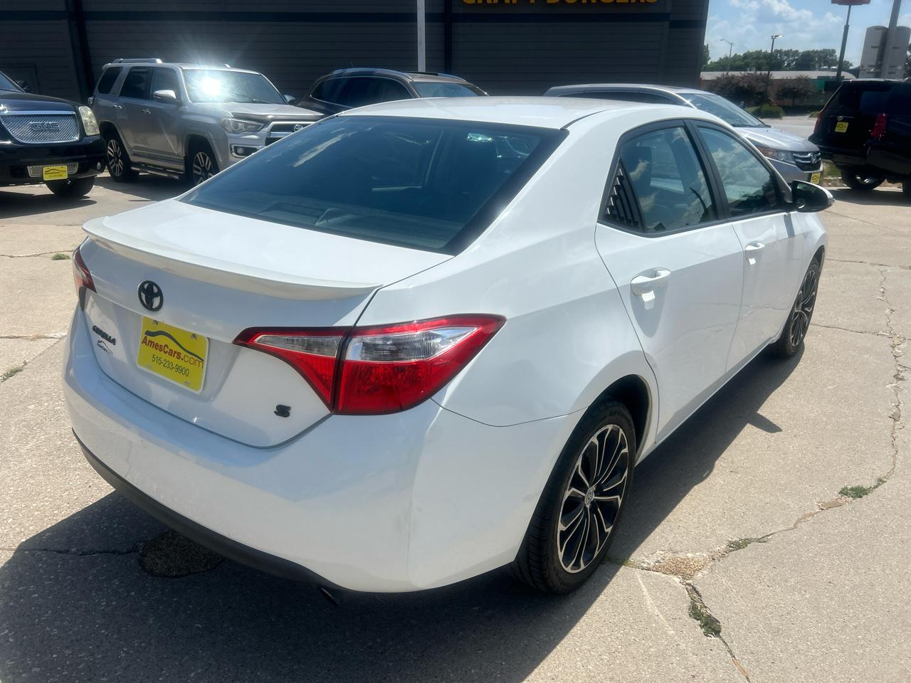 Toyota Corolla 4dr Sdn CVT LE Premium (Natl) 2014
