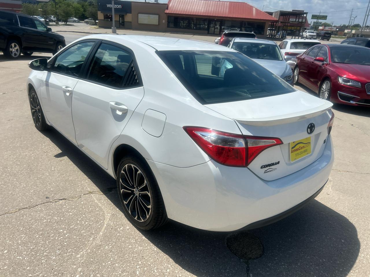 Toyota Corolla 4dr Sdn CVT LE Premium (Natl) 2014