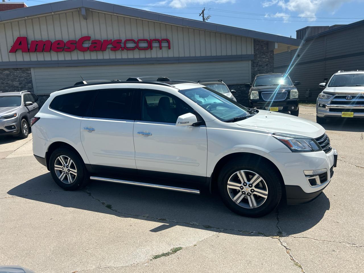 Chevrolet Traverse FWD 4dr LT w/2LT 2015