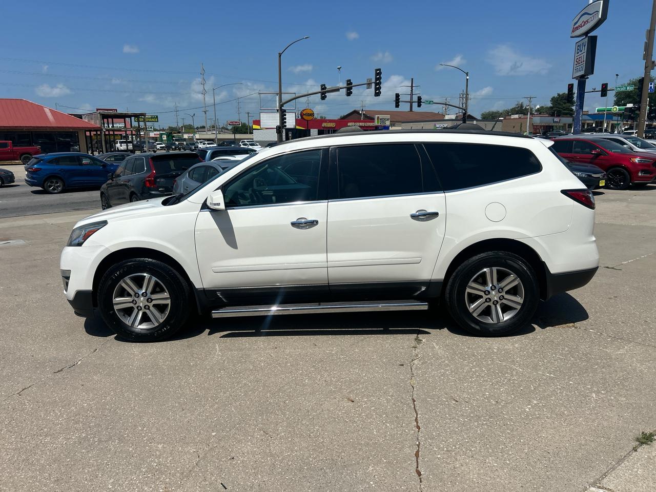 Chevrolet Traverse FWD 4dr LT w/2LT 2015
