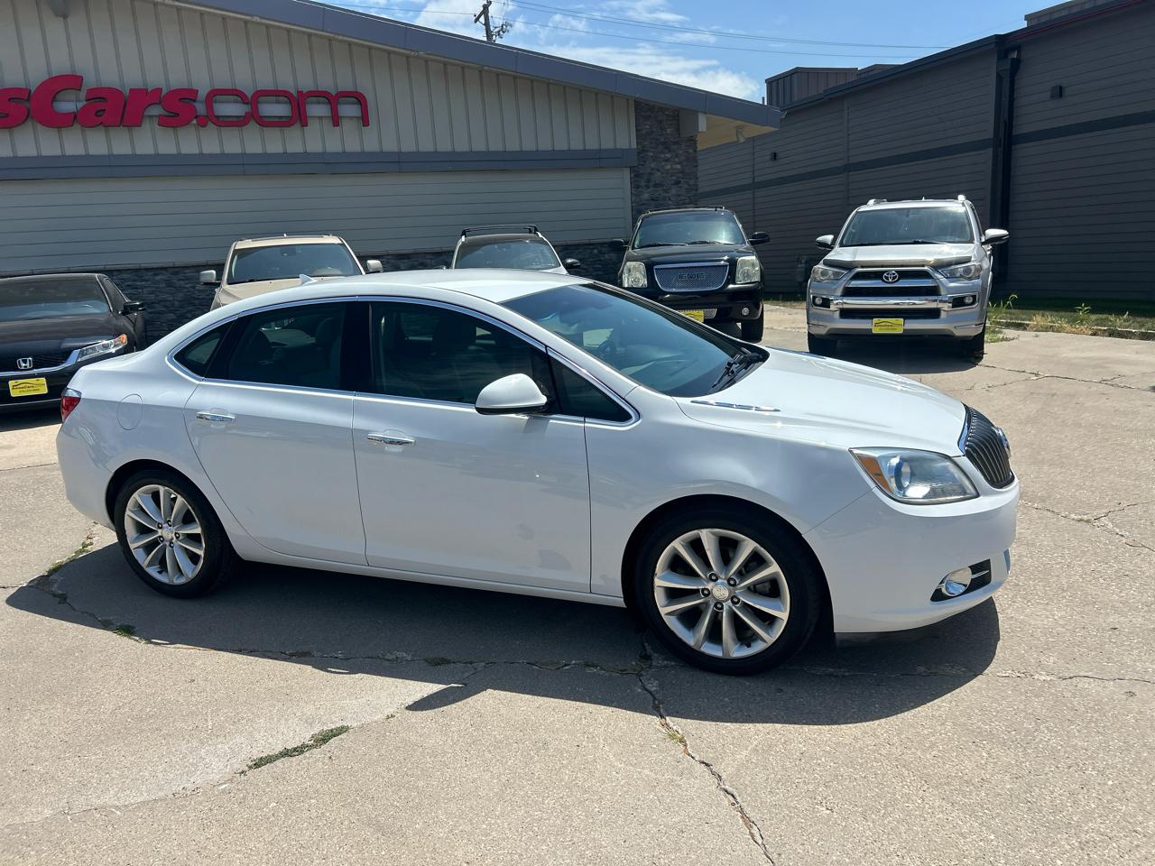 Buick Verano 4dr Sdn 2012