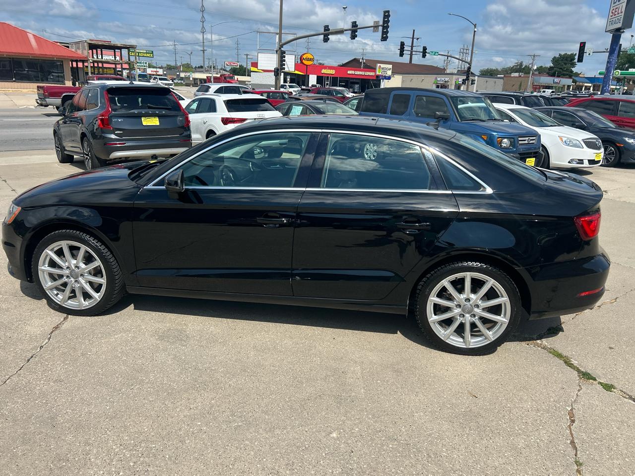 Audi A3 4dr Sdn quattro 2.0T Premium Plus 2015