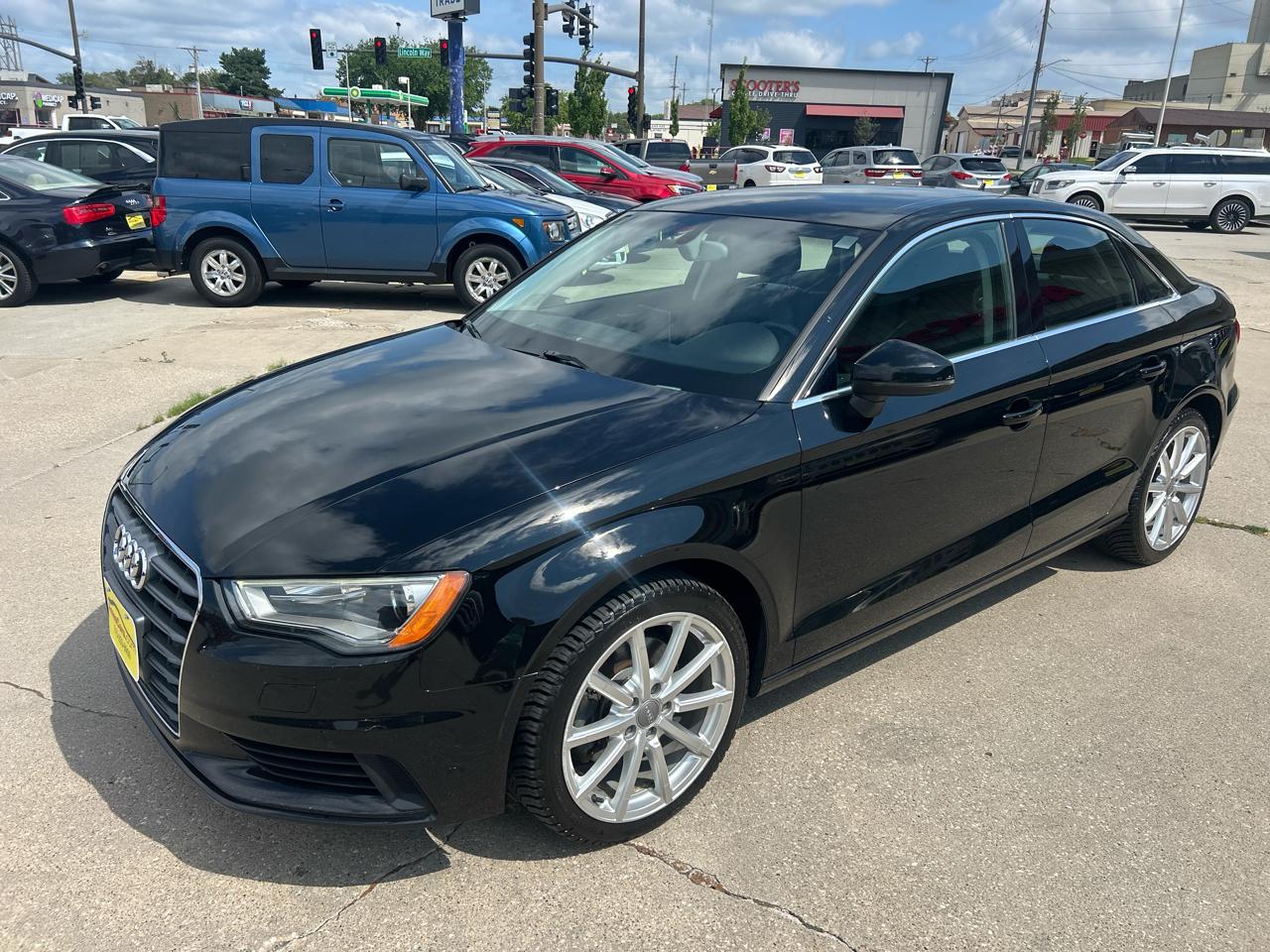 Audi A3 4dr Sdn quattro 2.0T Premium Plus 2015