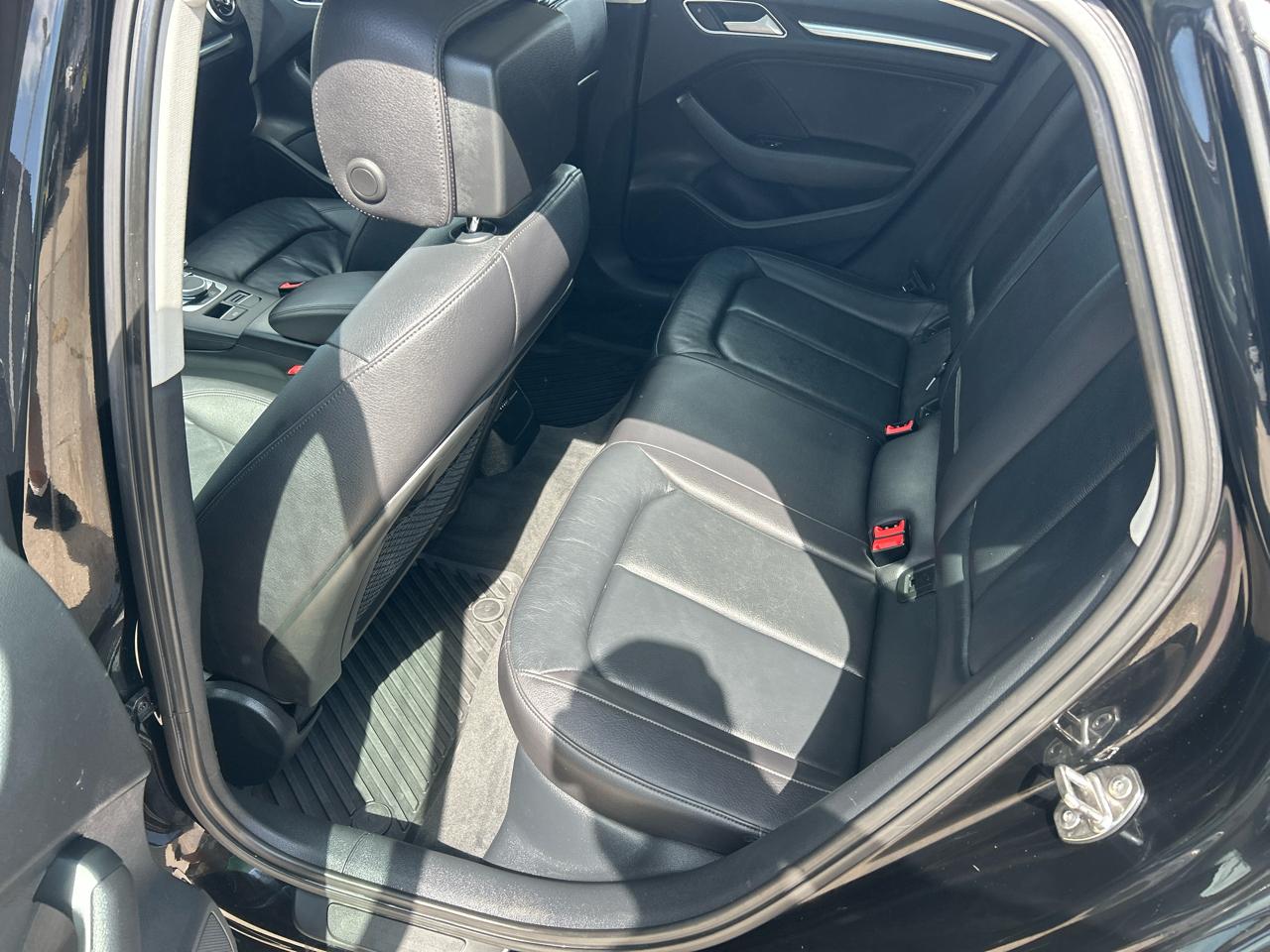 Audi A3 4dr Sdn quattro 2.0T Premium Plus 2015
