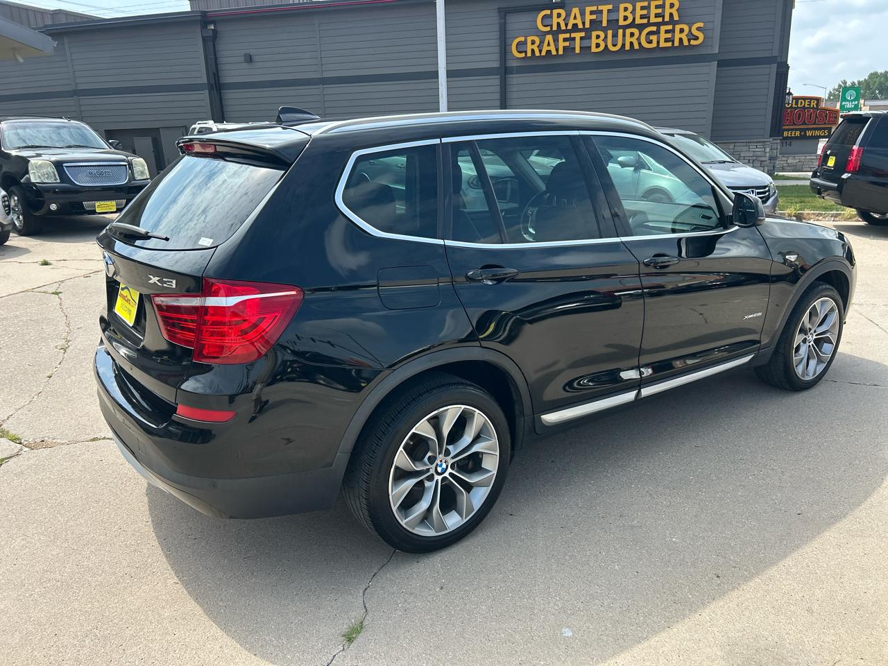 BMW X3 xDrive28i Sports Activity Vehicle 2017