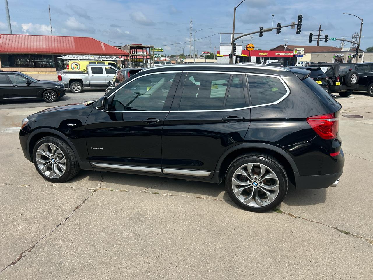 BMW X3 xDrive28i Sports Activity Vehicle 2017