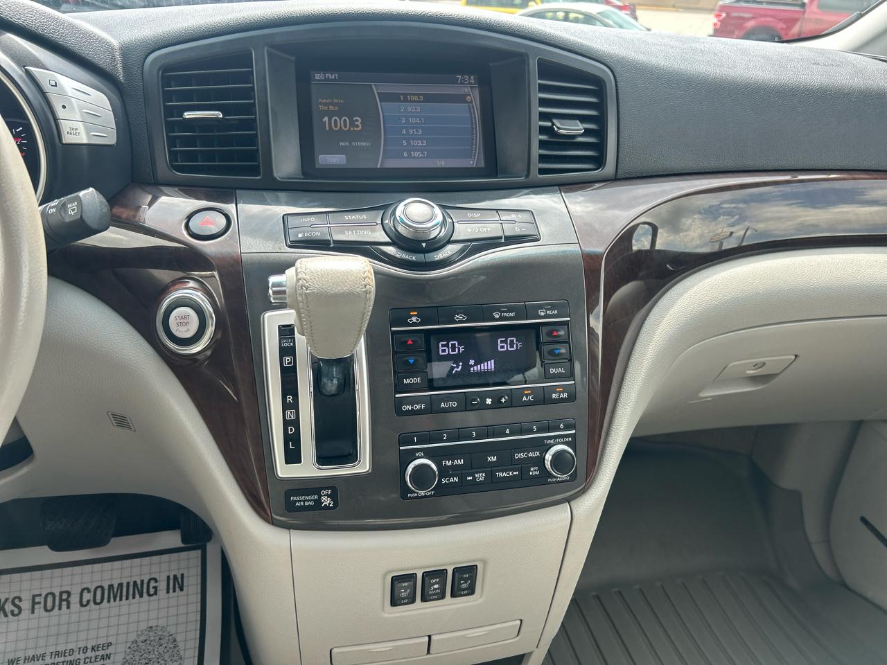 Nissan Quest 4dr SL 2012