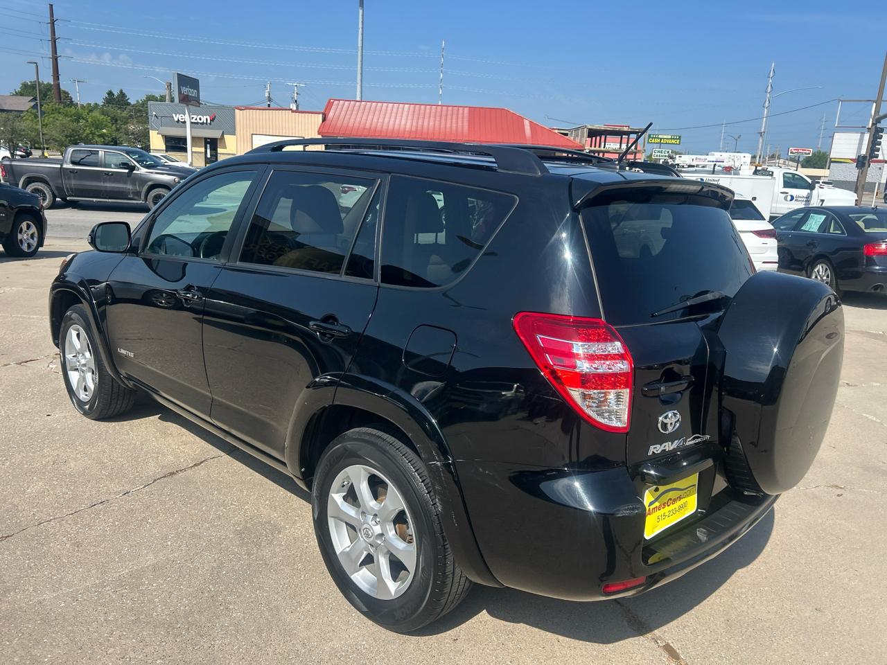 Toyota RAV4 4WD 4dr 4-cyl 4-Spd AT Ltd (Natl) 2011