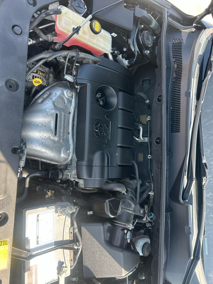 Toyota RAV4 4WD 4dr 4-cyl 4-Spd AT Ltd (Natl) 2011