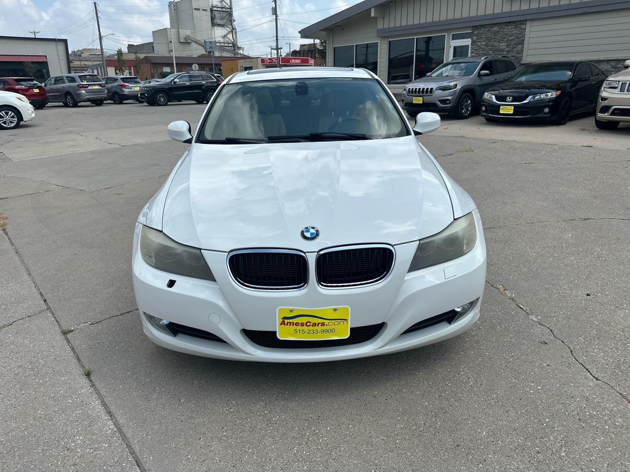 BMW 3 Series 4dr Sdn 328i xDrive AWD South Africa 2011