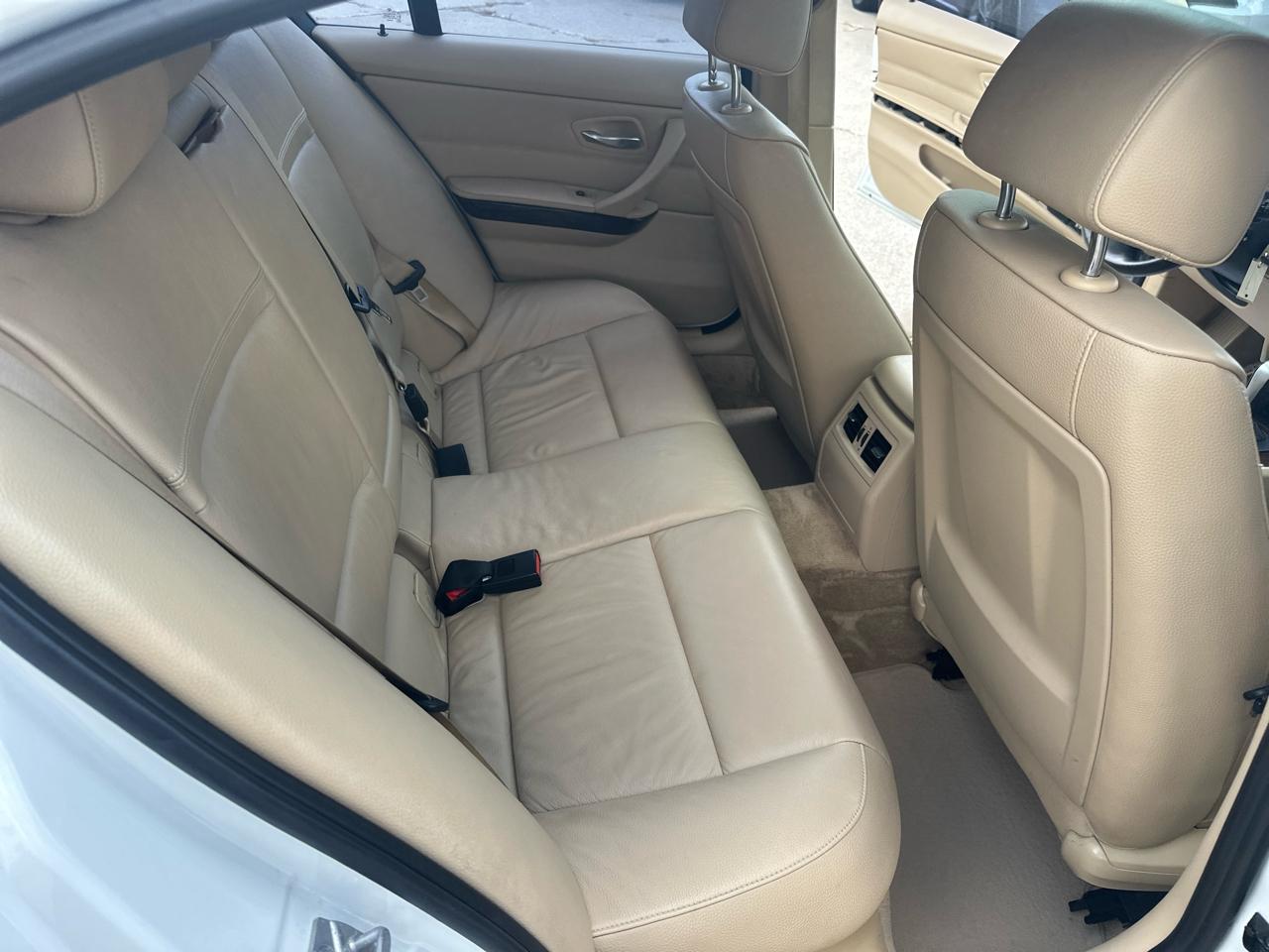 BMW 3 Series 4dr Sdn 328i xDrive AWD South Africa 2011