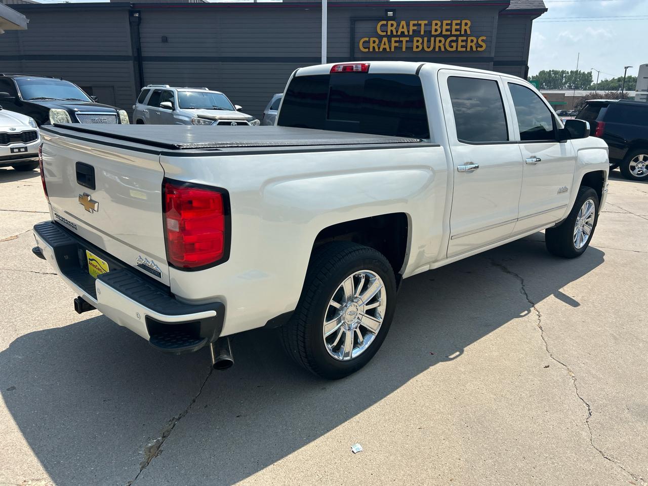Chevrolet Silverado 1500 4WD Crew Cab 143.5" High Country 2014