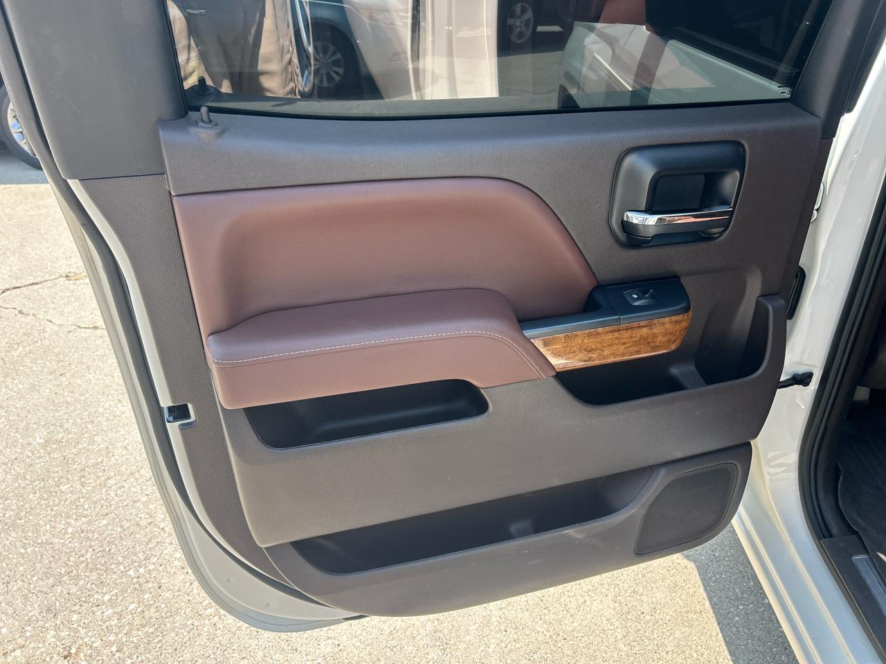 Chevrolet Silverado 1500 4WD Crew Cab 143.5" High Country 2014