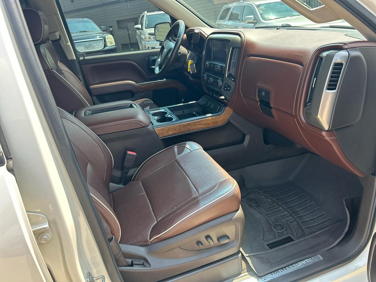Chevrolet Silverado 1500 4WD Crew Cab 143.5" High Country 2014