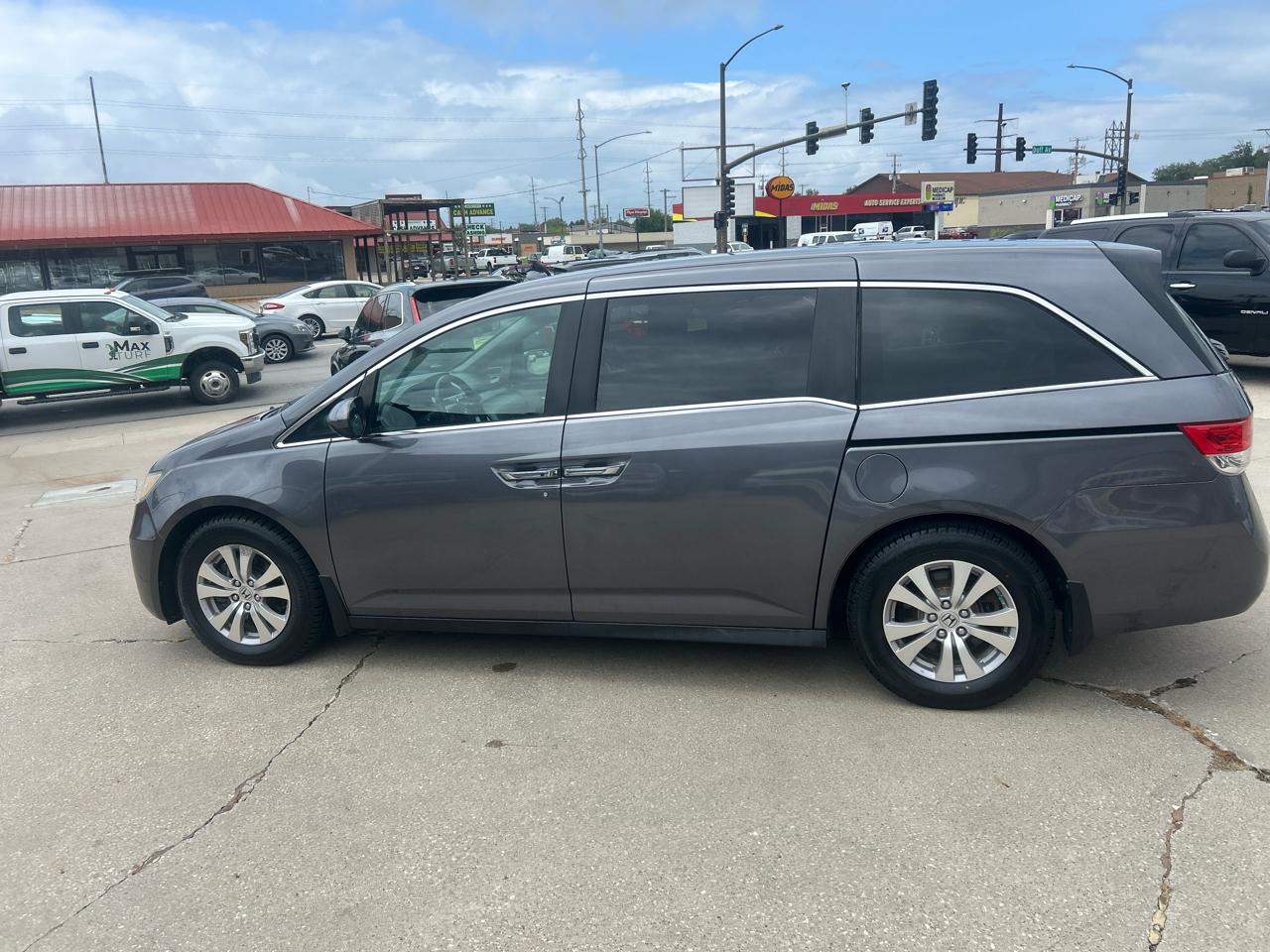 Honda Odyssey 5dr SE 2016