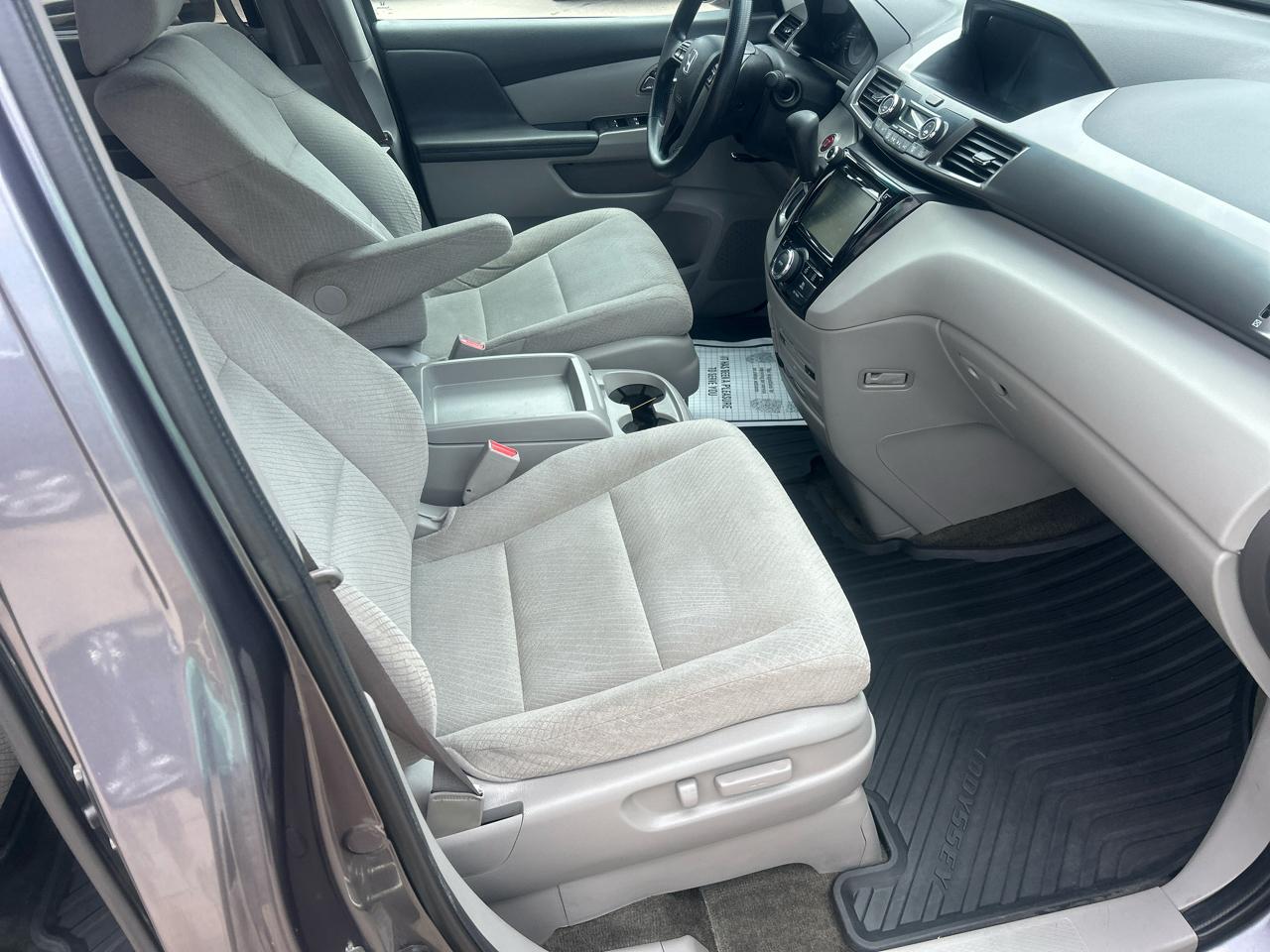 Honda Odyssey 5dr SE 2016