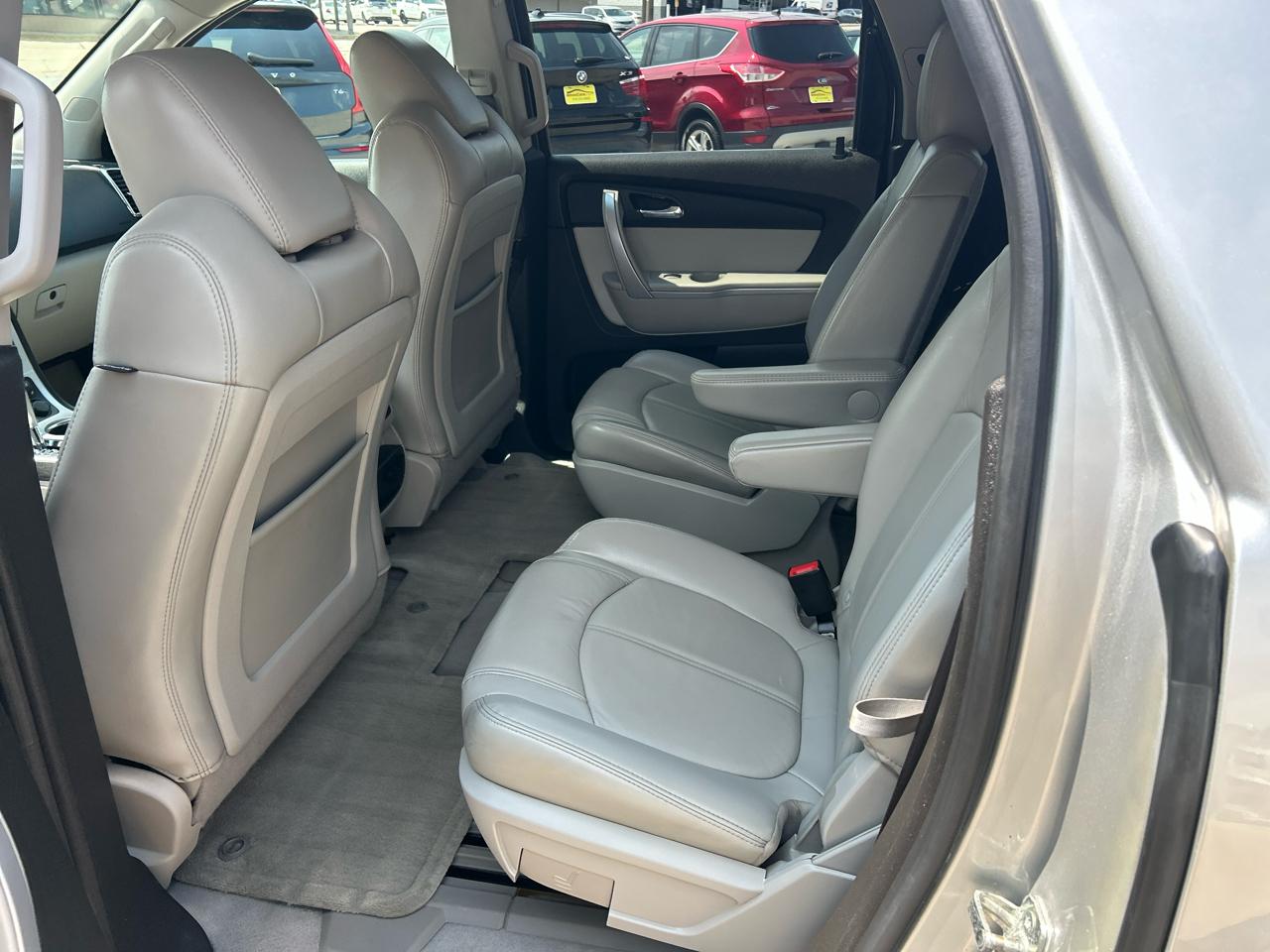 GMC Acadia AWD 4dr SLT1 2012