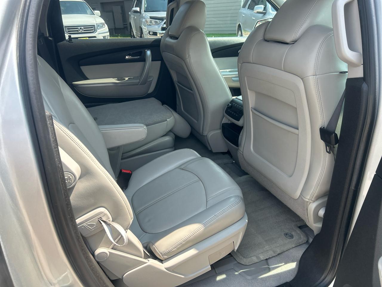 GMC Acadia AWD 4dr SLT1 2012
