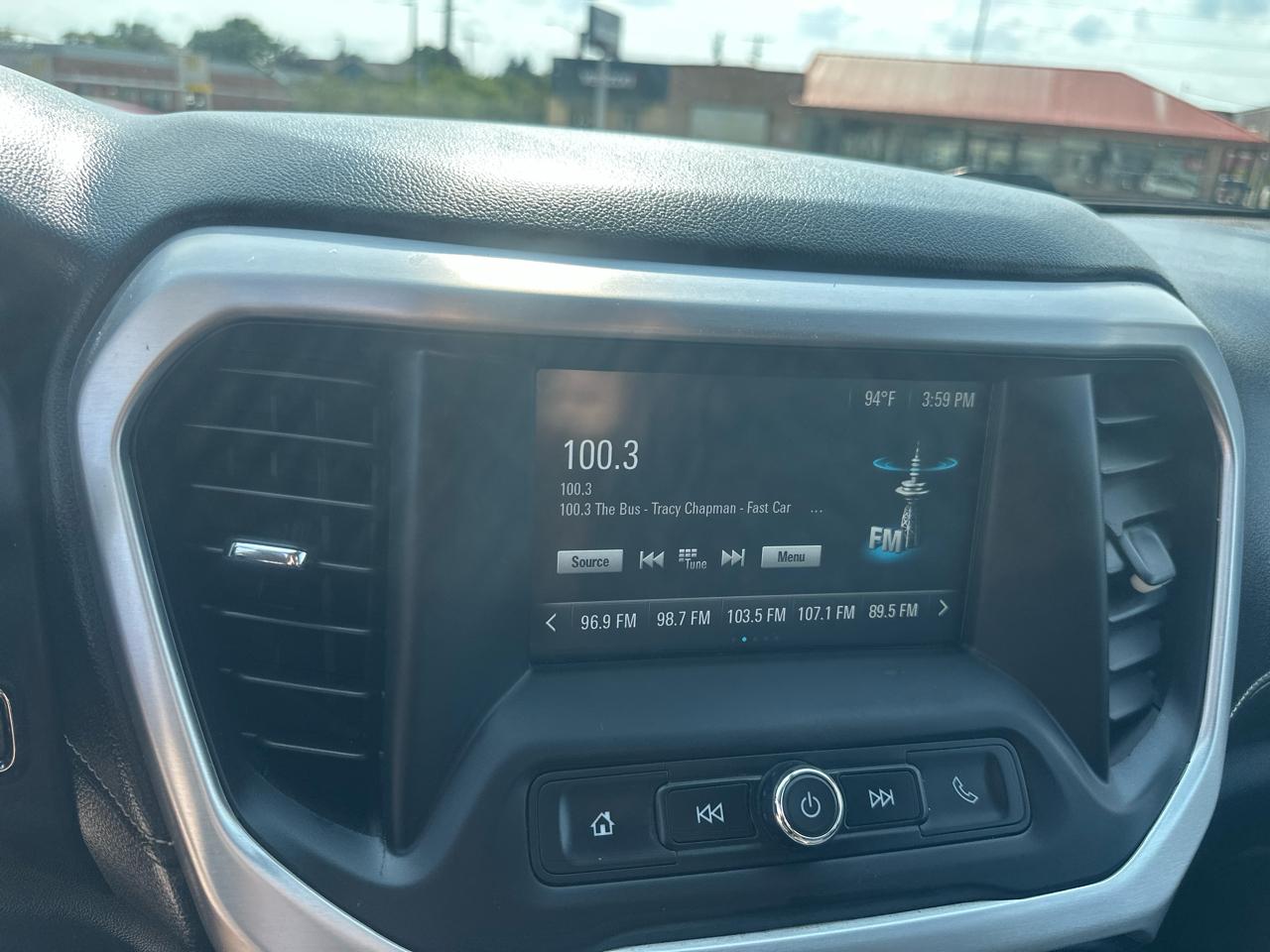 GMC Acadia FWD 4dr SLE w/SLE-1 2017