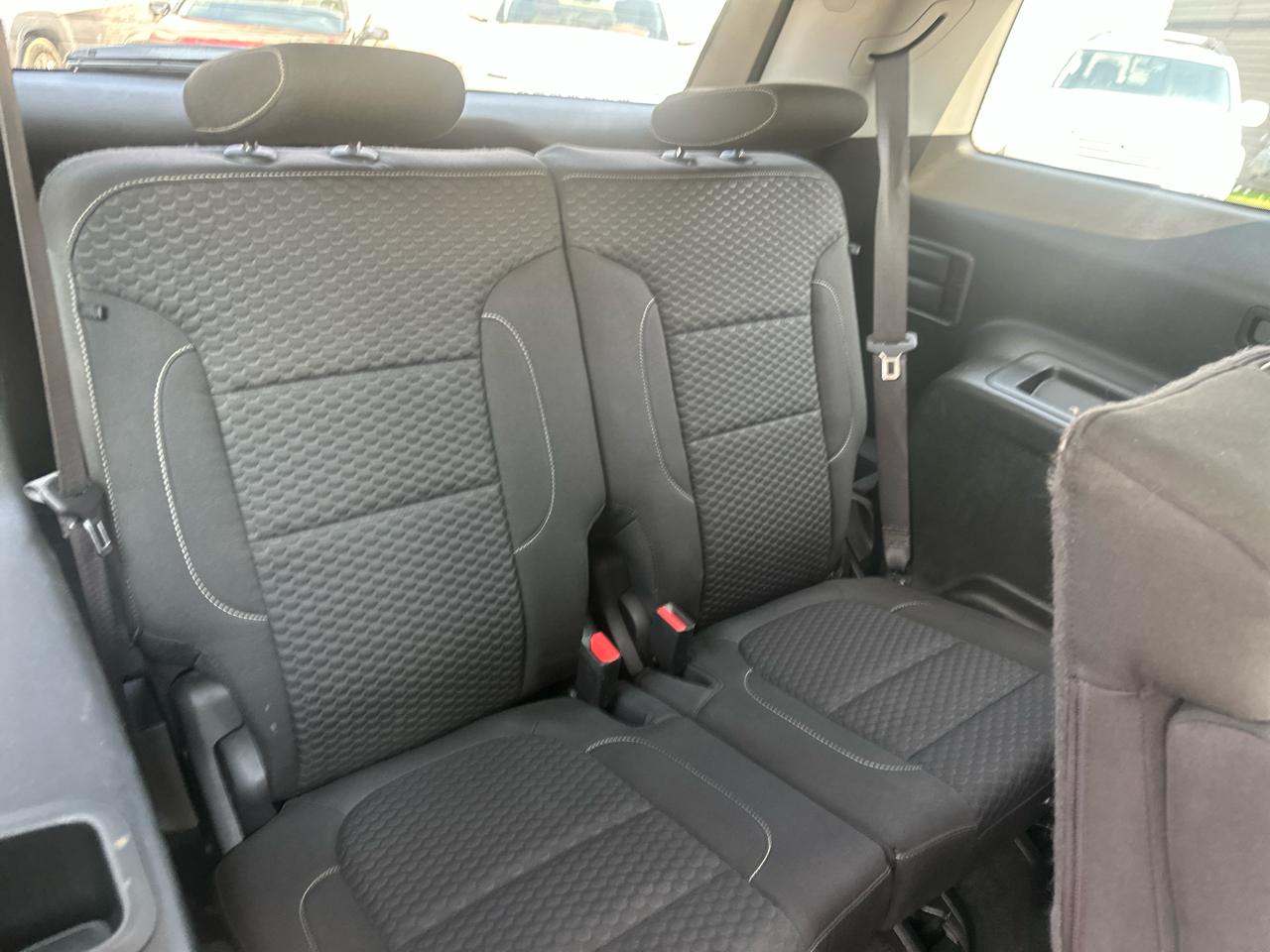 GMC Acadia FWD 4dr SLE w/SLE-1 2017