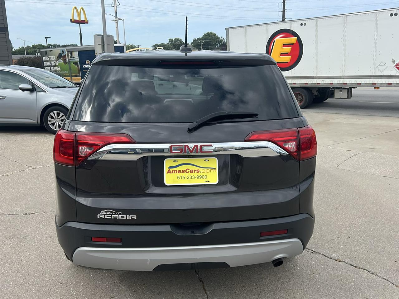 GMC Acadia FWD 4dr SLE w/SLE-1 2017