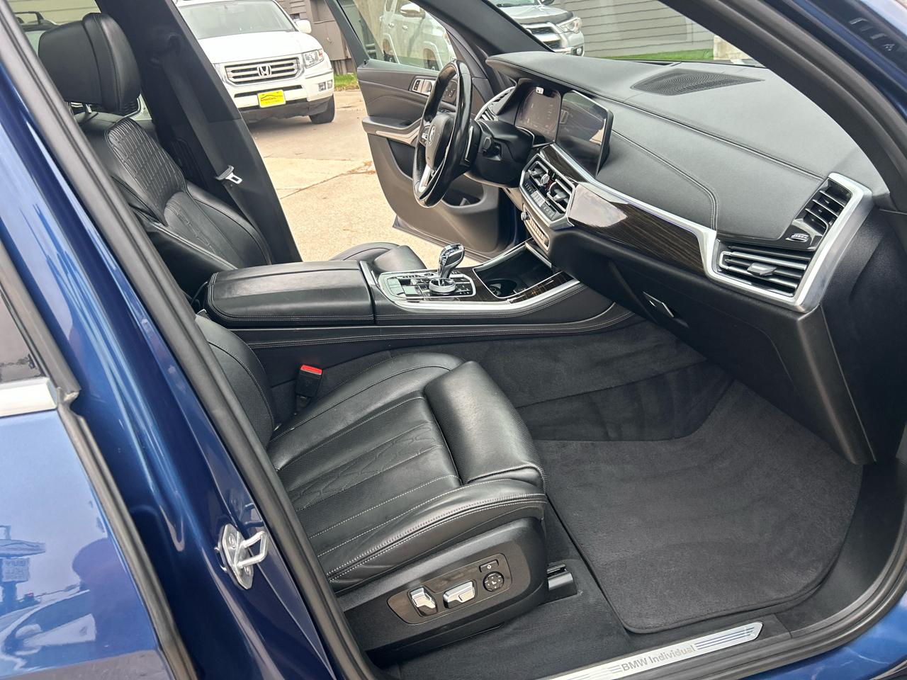 BMW X5 xDrive50i Sports Activity Vehicle 2020