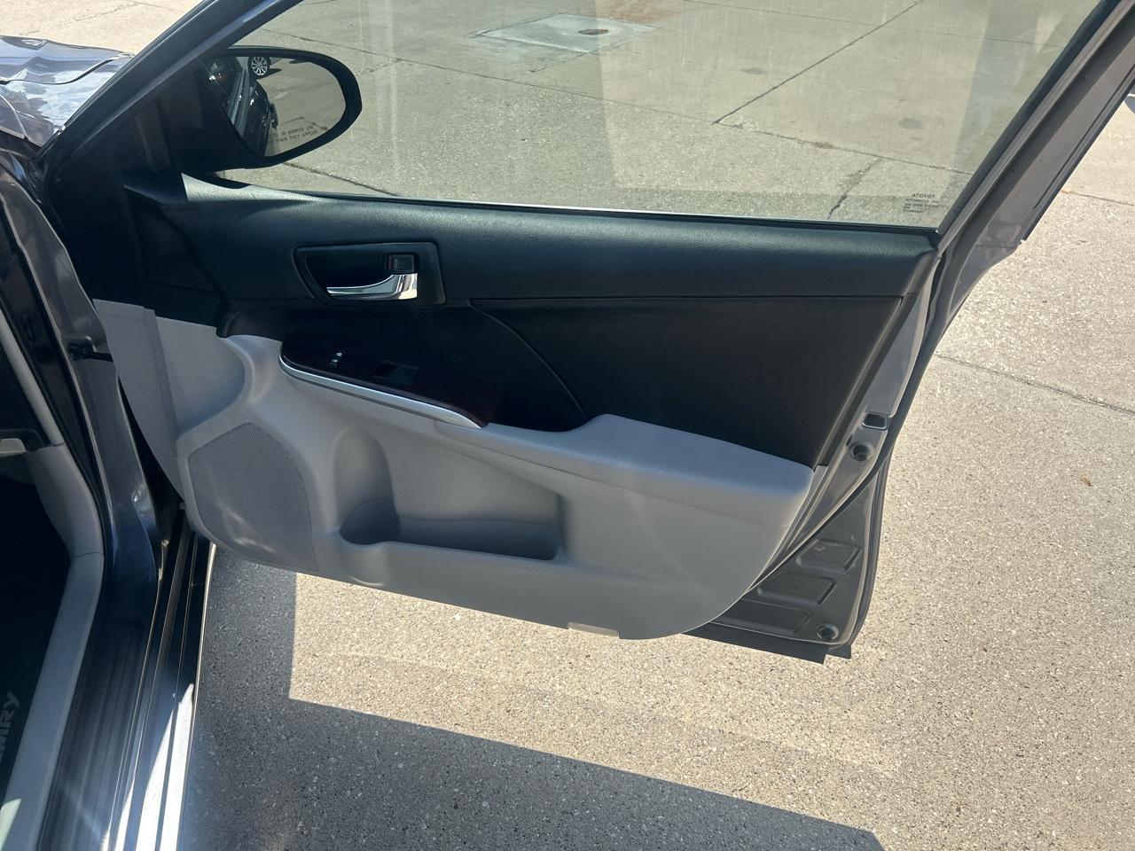 Toyota Camry XLE - 2014.5 4D Sedan 2014