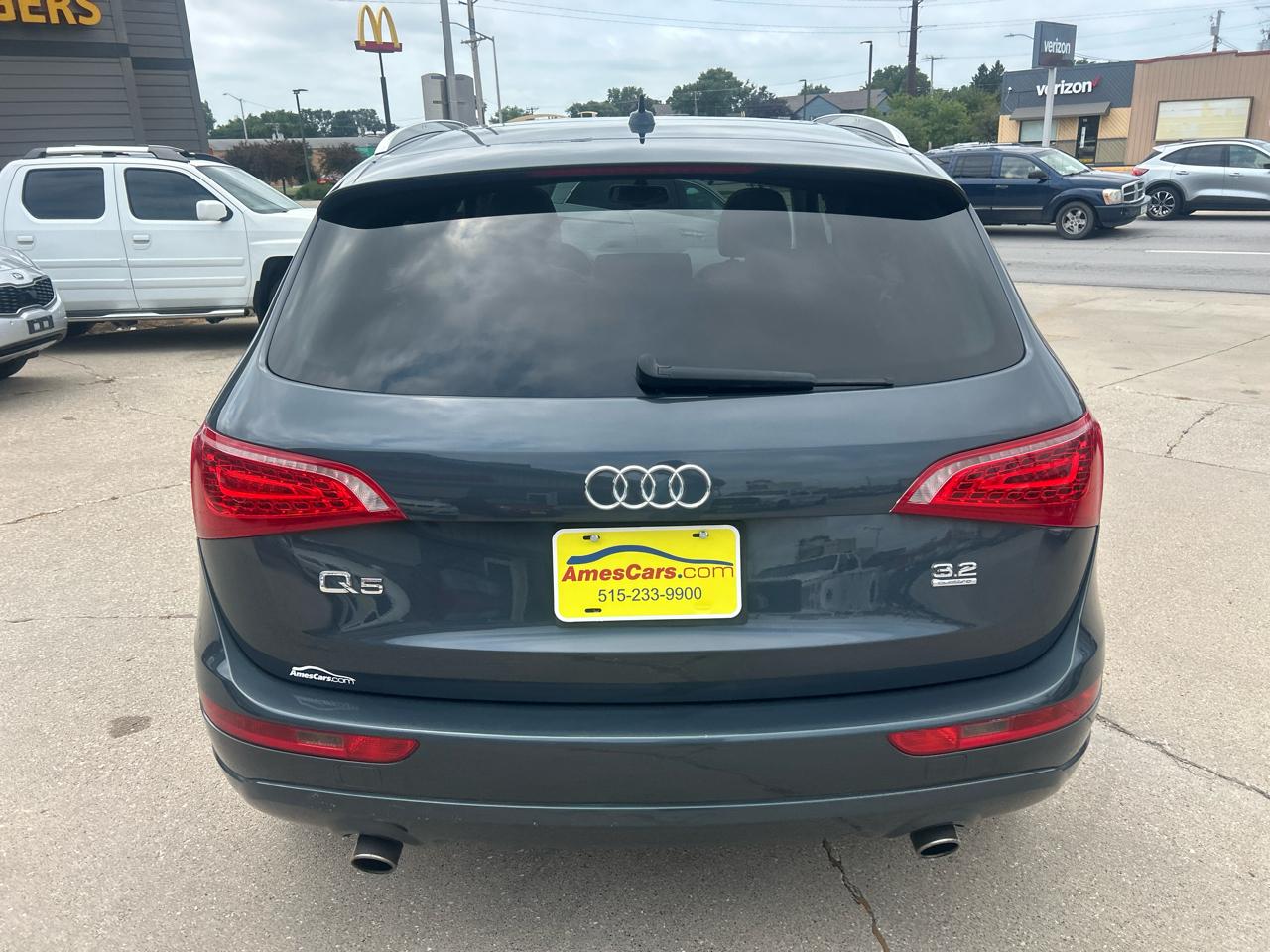 Audi Q5 quattro 4dr Premium Plus 2010