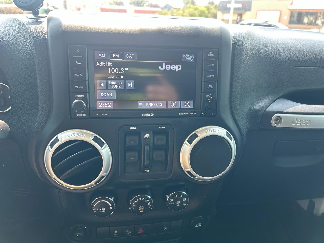 Jeep Wrangler Unlimited 4WD 4dr Rubicon 2014