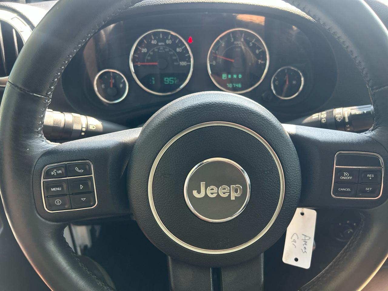Jeep Wrangler Unlimited 4WD 4dr Rubicon 2014