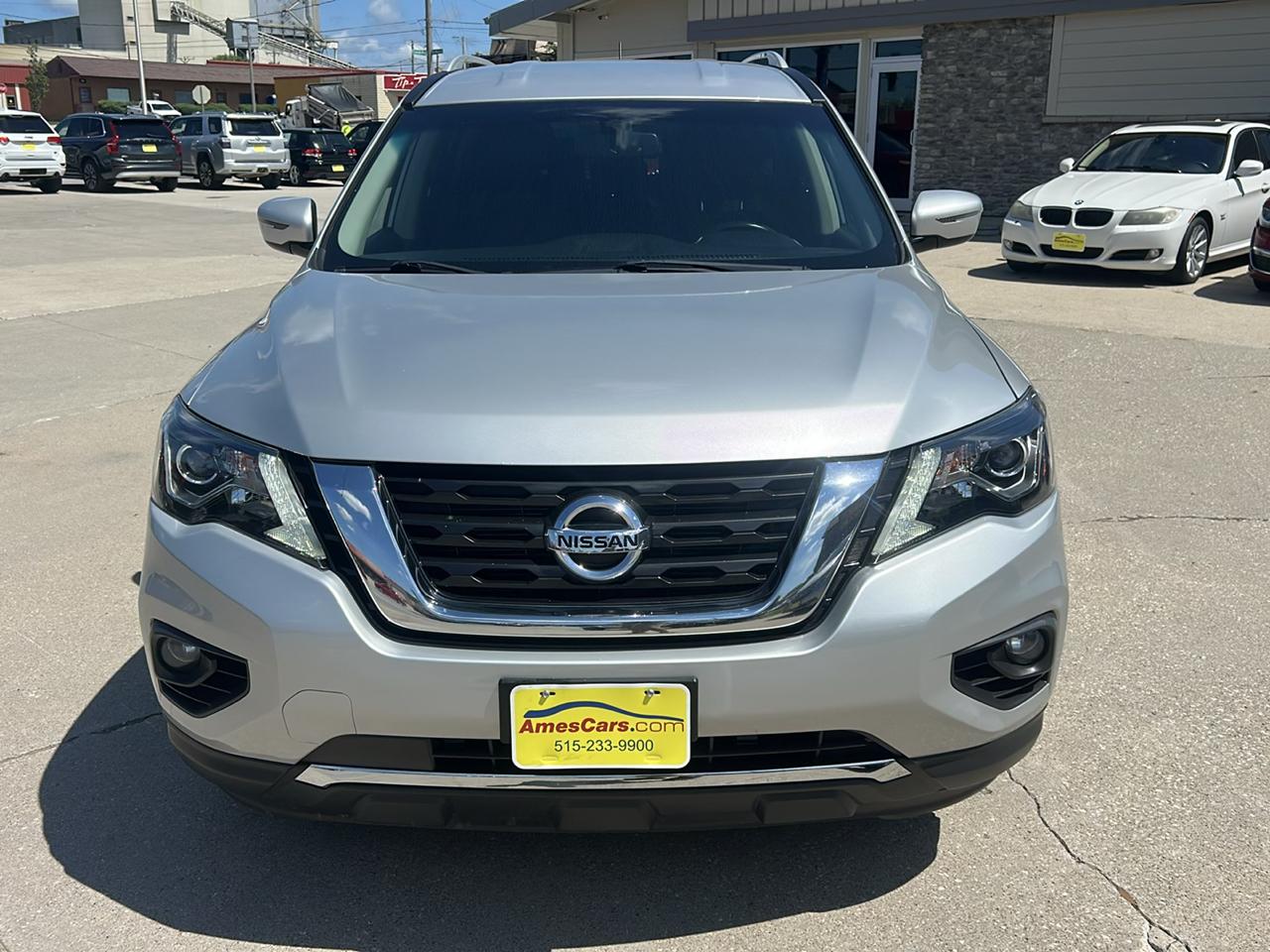 Nissan Pathfinder 4x4 SV 2018