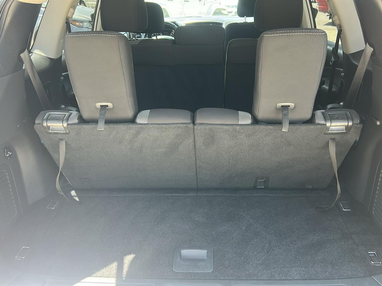 Nissan Pathfinder 4x4 SV 2018