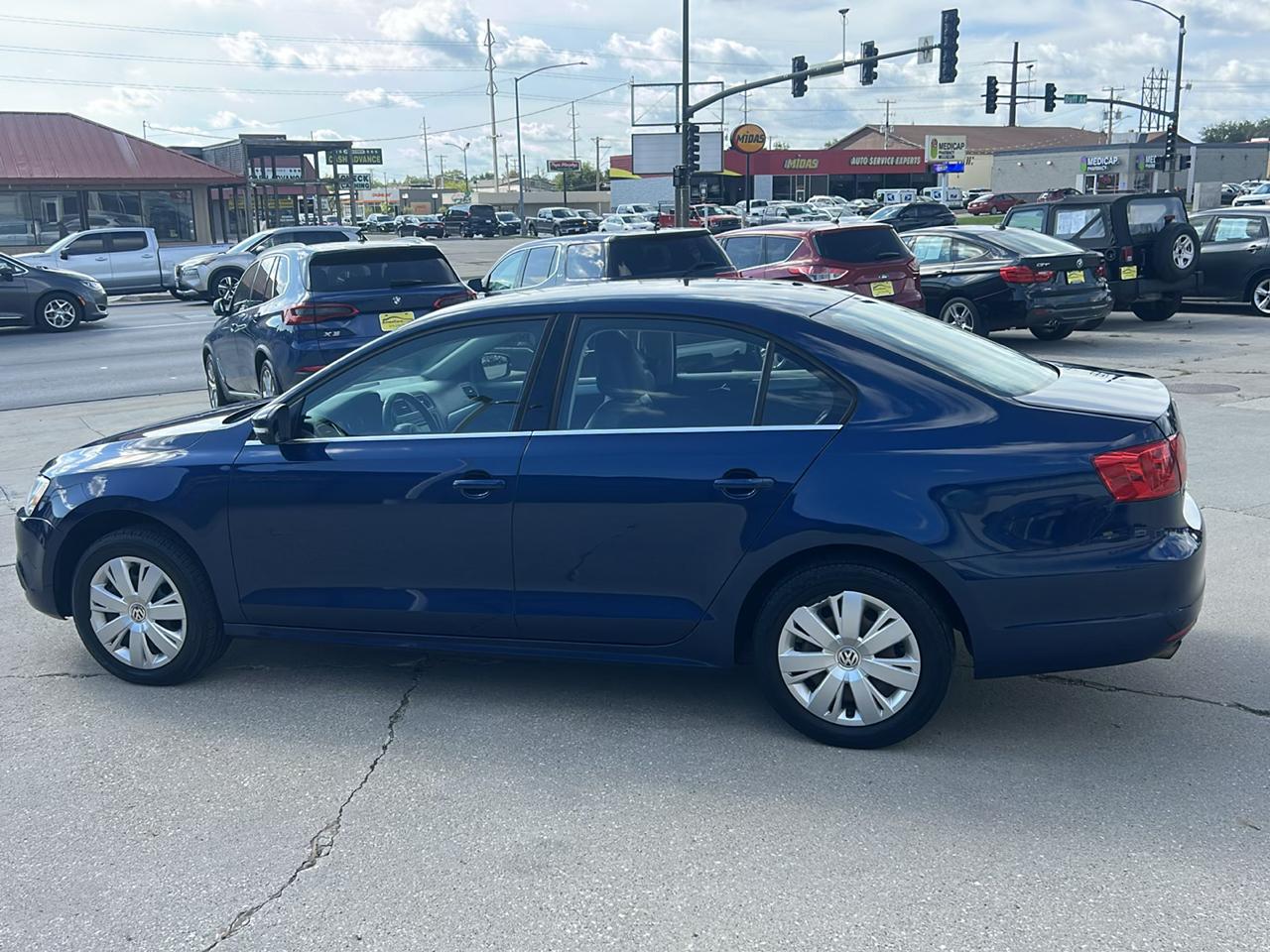 Volkswagen Jetta Sedan 4dr Auto SE PZEV 2013