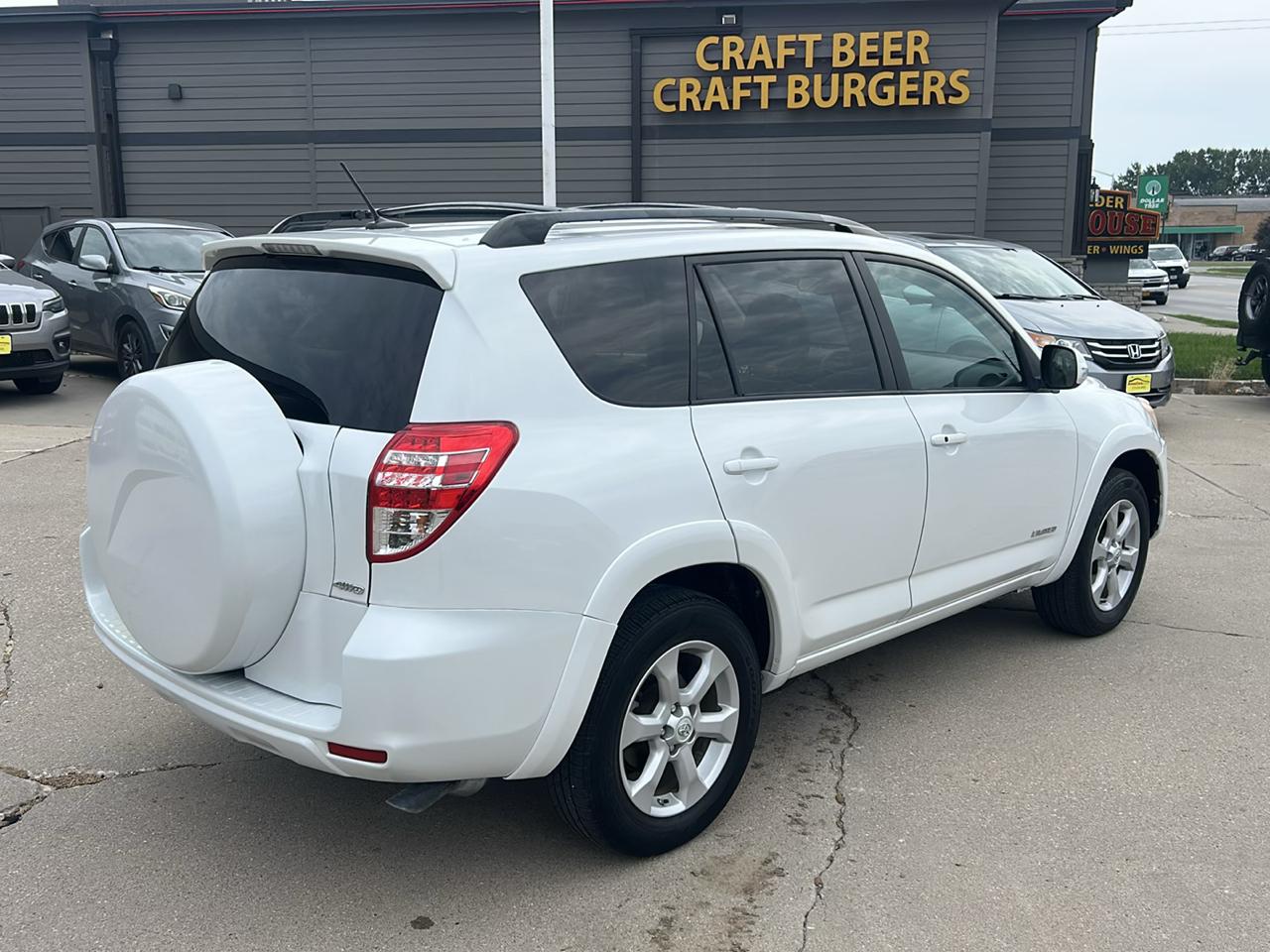 Toyota RAV4 4WD 4dr V6 Limited (Natl) 2012