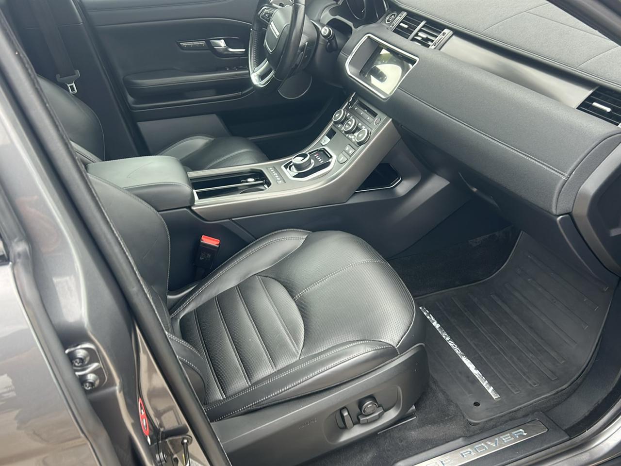 Land Rover Range Rover Evoque 5 Door 286hp HSE Dynamic 2018