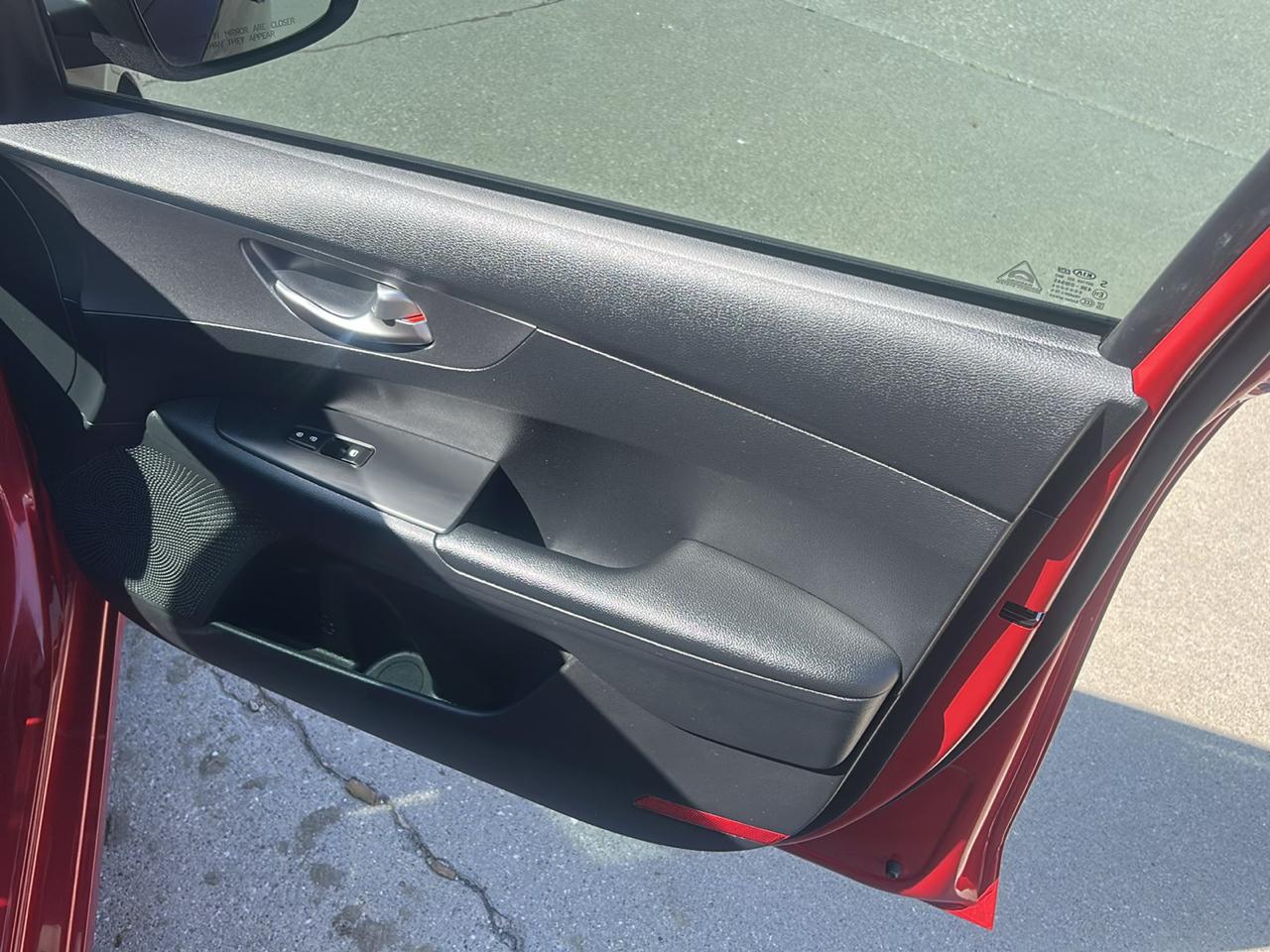 Kia Forte LXS IVT 2021