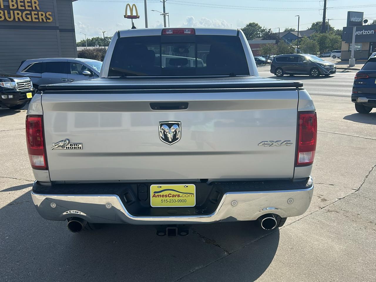 RAM 1500 4WD Crew Cab 140.5" Big Horn 2016