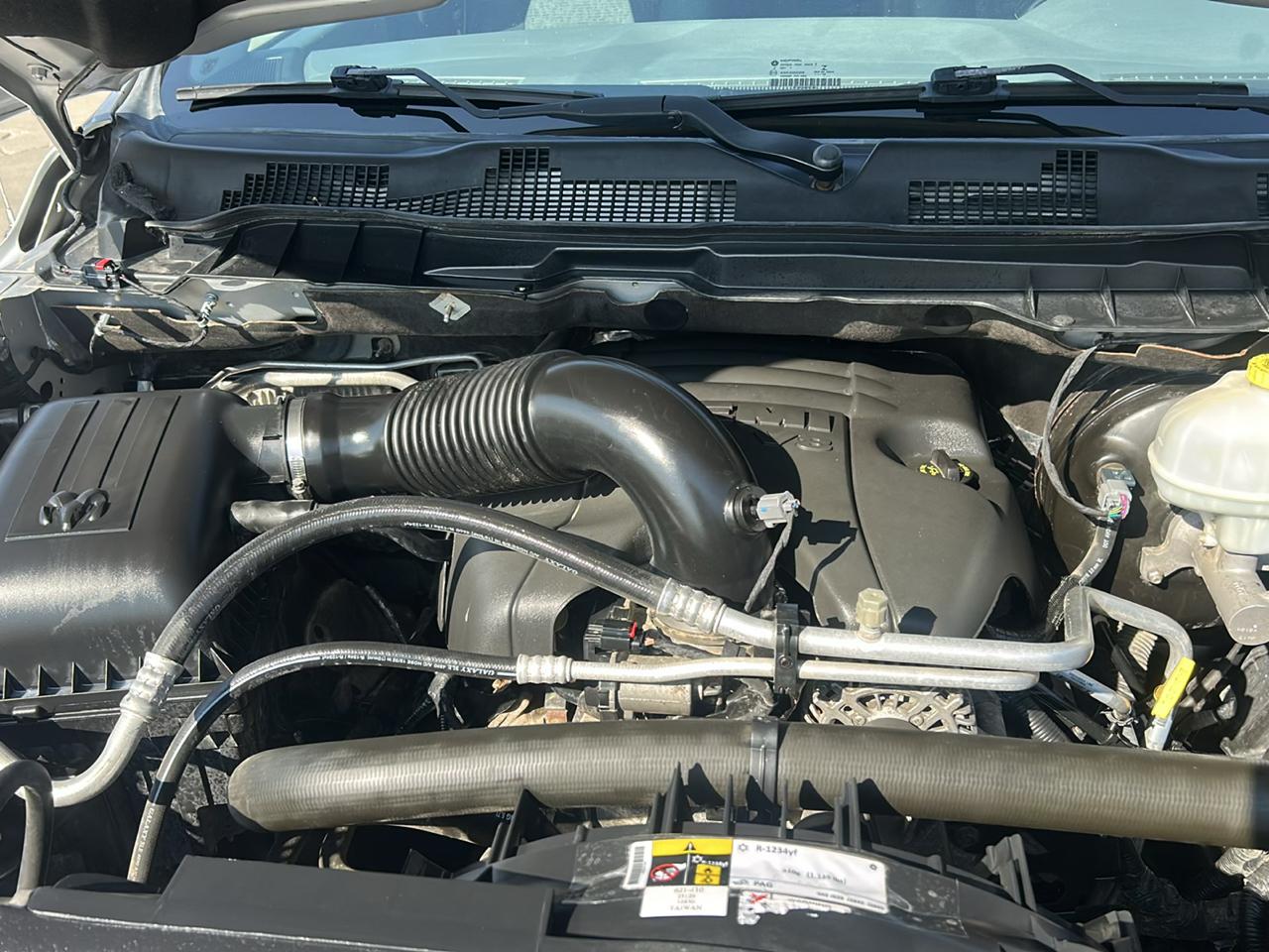 RAM 1500 4WD Crew Cab 140.5" Big Horn 2016