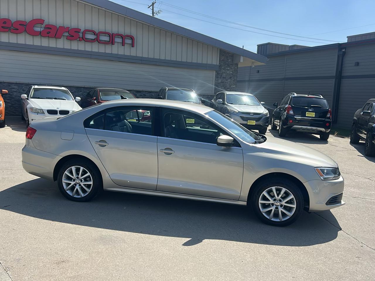 Volkswagen Jetta Sedan 4dr Auto SE 2014