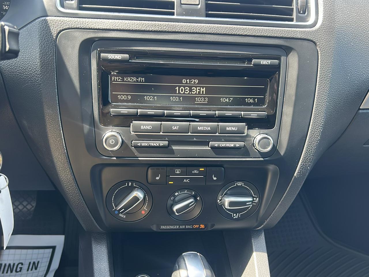 Volkswagen Jetta Sedan 4dr Auto SE 2014