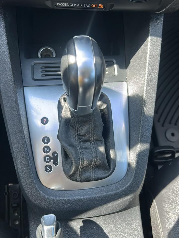 Volkswagen Jetta Sedan 4dr Auto SE 2014