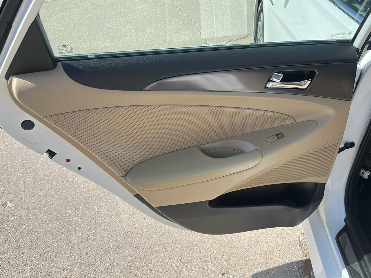 Hyundai Sonata Hybrid 4dr Sdn Limited 2015