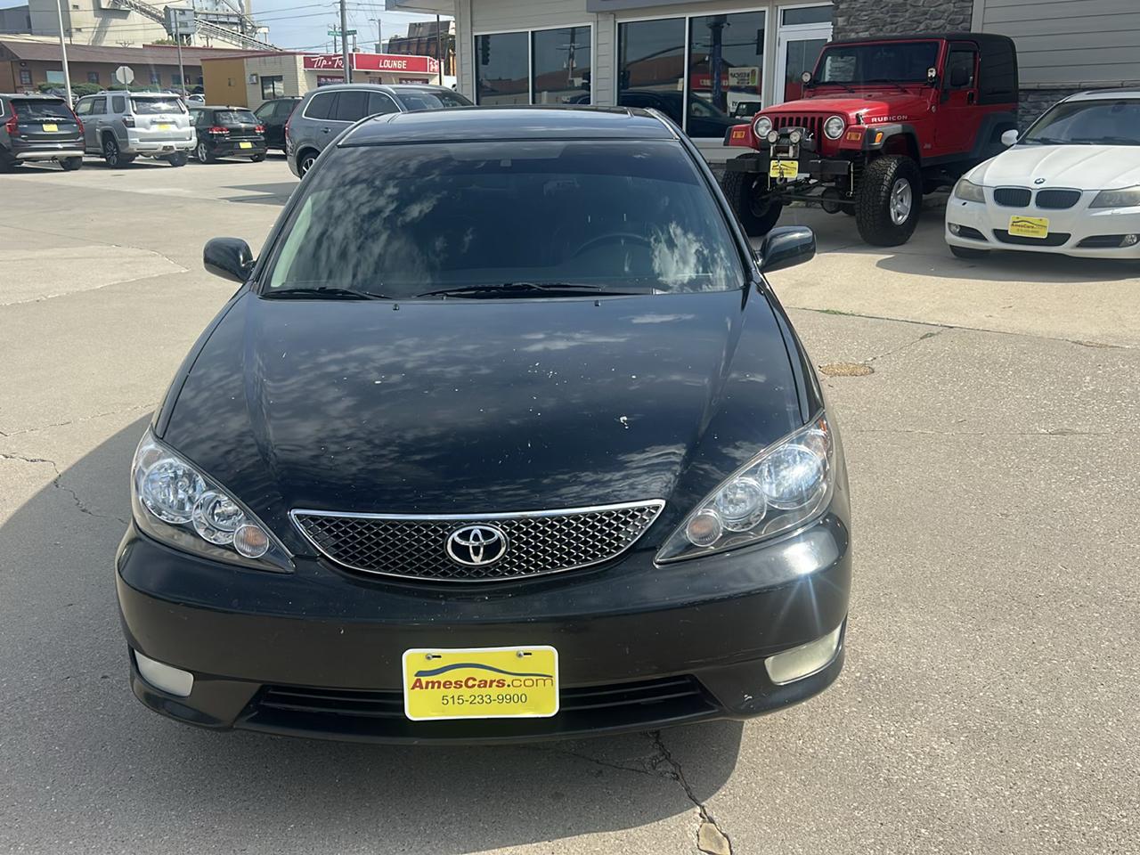 Toyota Camry 4dr Sdn SE V6 Auto (Natl) 2005