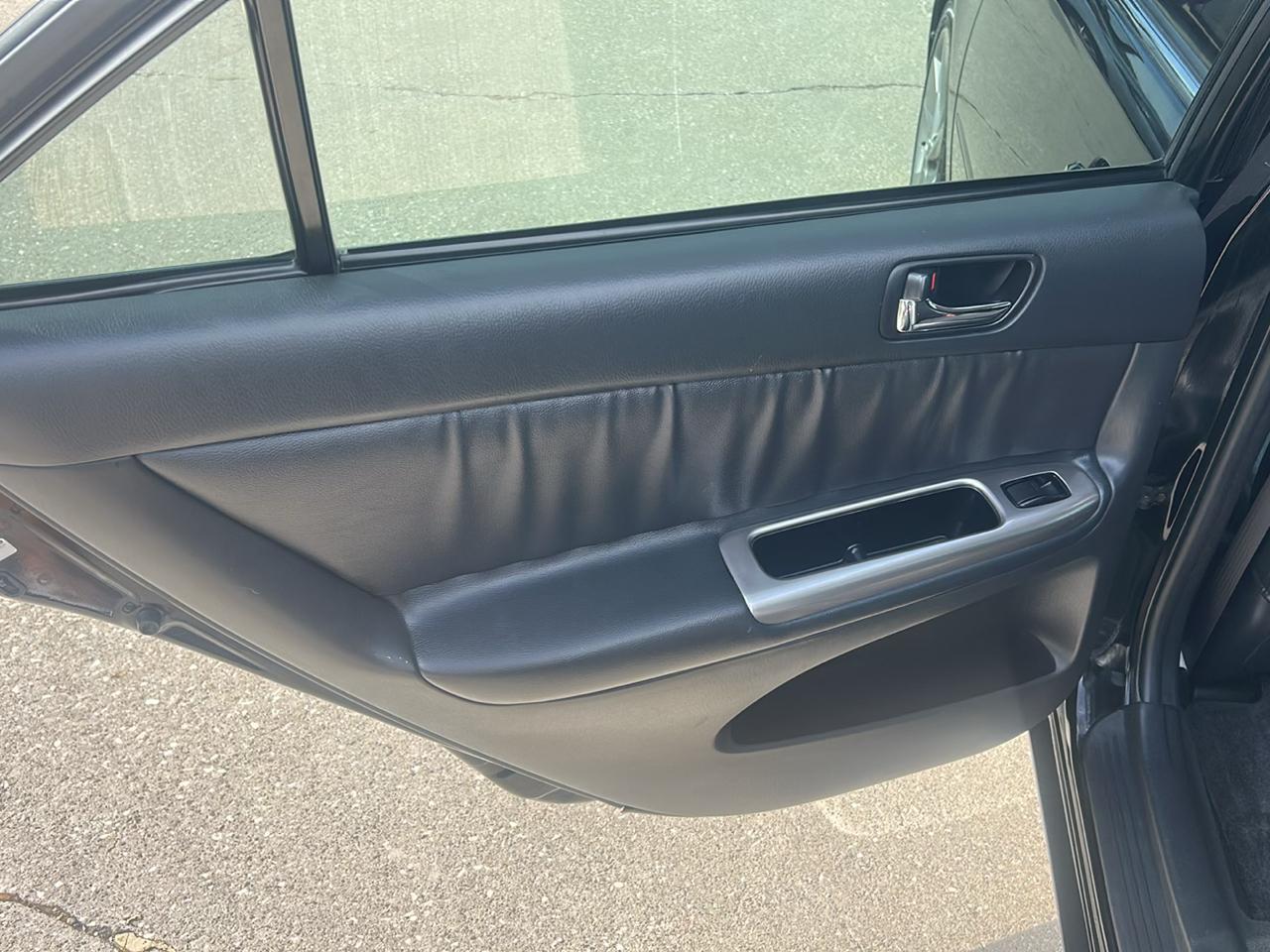 Toyota Camry 4dr Sdn SE V6 Auto (Natl) 2005