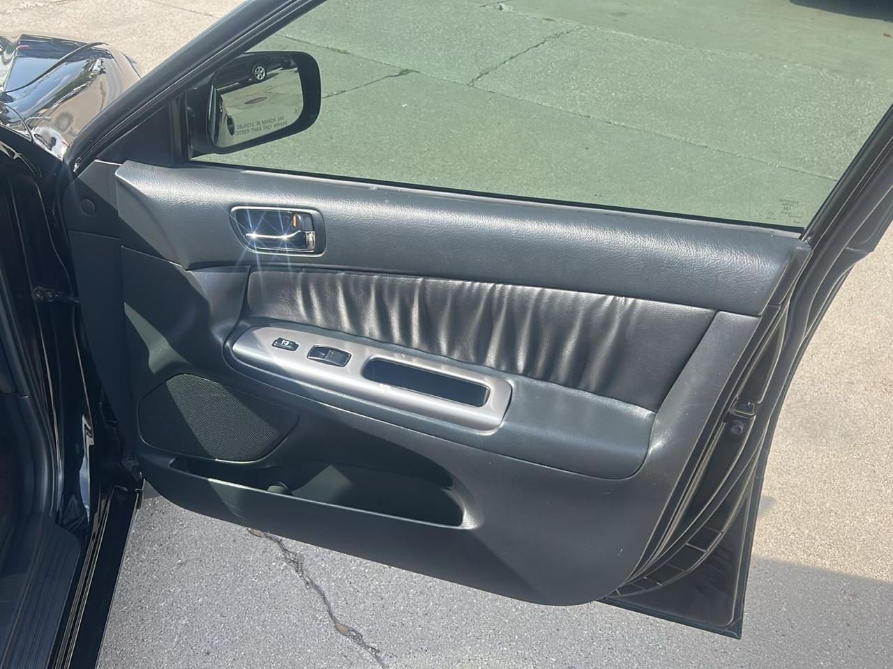 Toyota Camry 4dr Sdn SE V6 Auto (Natl) 2005